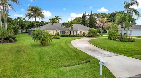 2082 SE Pyramid Road Port St Lucie FL 34952