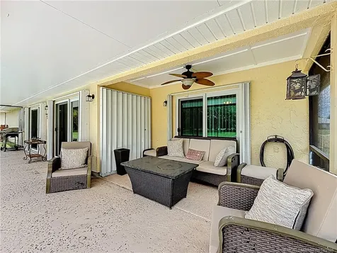 2082 SE Pyramid Road Port St Lucie FL 34952