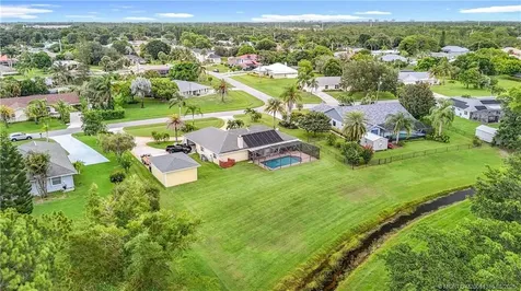 2082 SE Pyramid Road Port St Lucie FL 34952