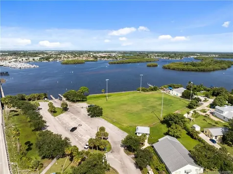 1048 SW 36th Terrace Palm City FL 34990