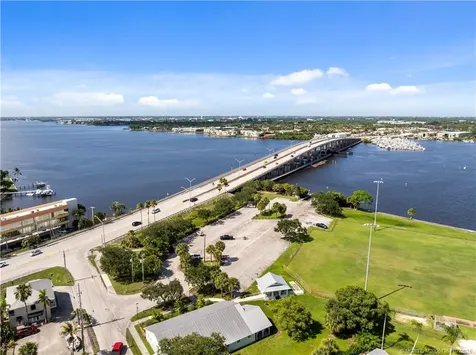 1048 SW 36th Terrace Palm City FL 34990