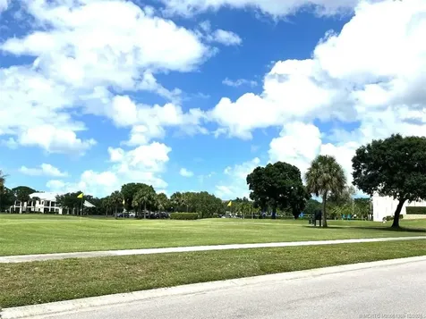 4210 Gator Trace Avenue Fort Pierce FL 34982