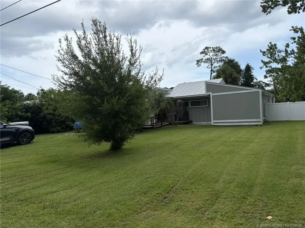 6006 Balsam Drive Fort Pierce FL 34982