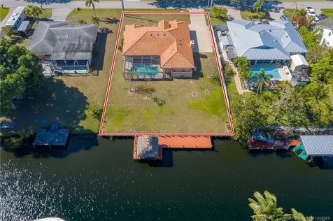 382 S Naranja Avenue Port St Lucie FL 34983