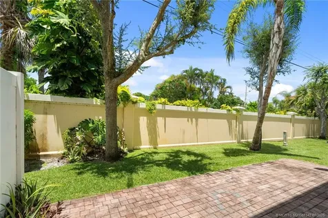 440 Marbella Drive West Palm Beach FL 33403