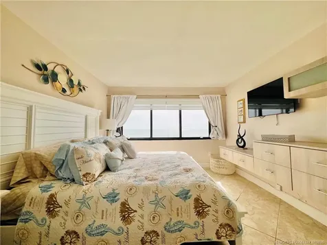 4250 N Highway A1a Fort Pierce FL 34949