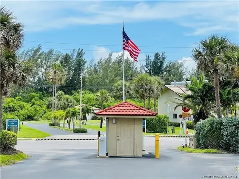 4250 N Highway A1a Fort Pierce FL 34949