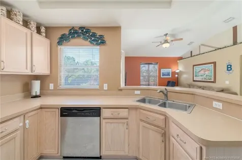 533 SW Kaabe Avenue Port St Lucie FL 34953