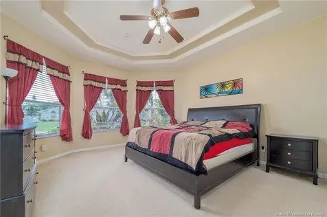 533 SW Kaabe Avenue Port St Lucie FL 34953