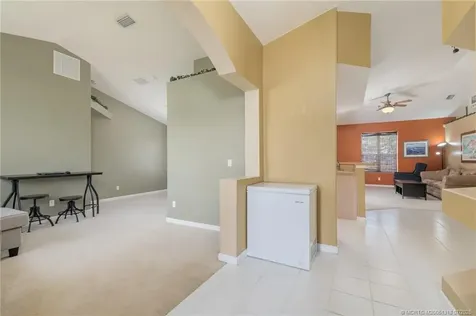 533 SW Kaabe Avenue Port St Lucie FL 34953