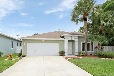 4735 SE Winter Haven Court Stuart FL 34997