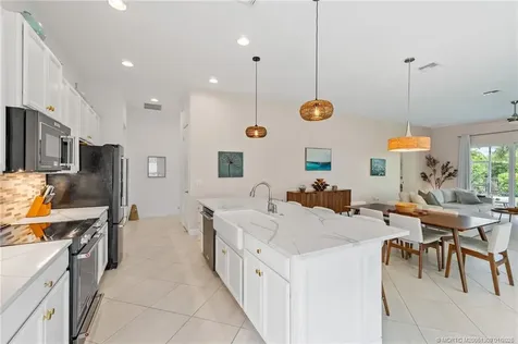 4713 SW Briarwood Court Stuart FL 34997