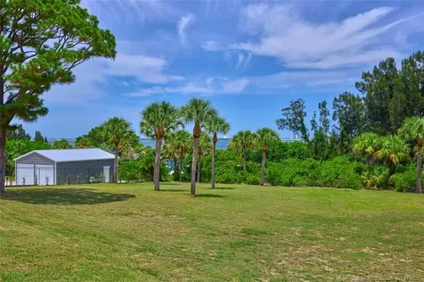 4133 NE Skyline Drive Jensen Beach FL 34957