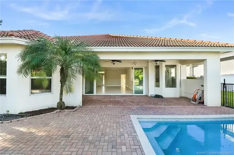 1147 NW Mossy Oak Way Jensen Beach FL 34957