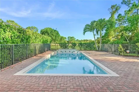 1147 NW Mossy Oak Way Jensen Beach FL 34957