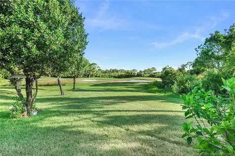 1147 NW Mossy Oak Way Jensen Beach FL 34957