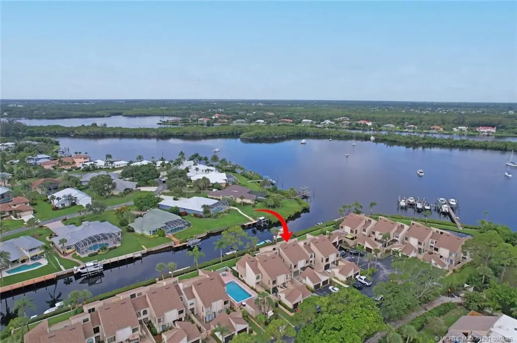 1102 SE Mitchell Avenue Port St Lucie FL 34952