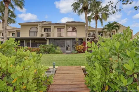 1102 SE Mitchell Avenue Port St Lucie FL 34952