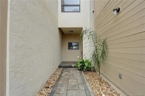 1102 SE Mitchell Avenue Port St Lucie FL 34952