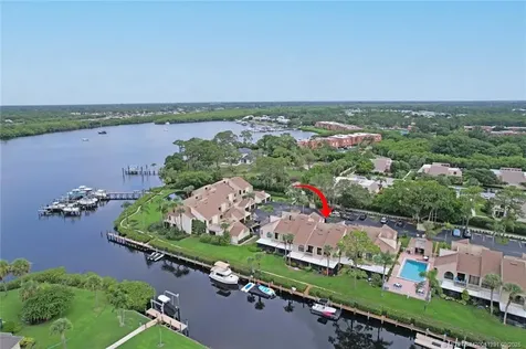 1102 SE Mitchell Avenue Port St Lucie FL 34952