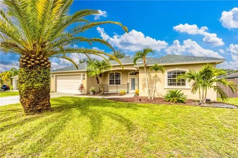 3872 SW Chicopee Street Port St Lucie FL 34953