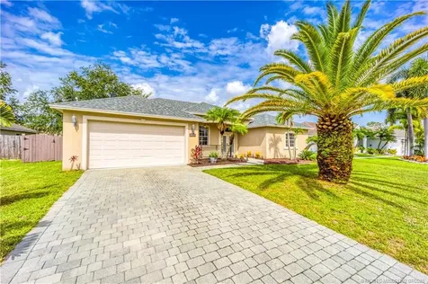 3872 SW Chicopee Street Port St Lucie FL 34953