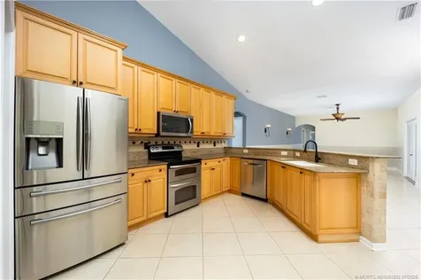 3872 SW Chicopee Street Port St Lucie FL 34953