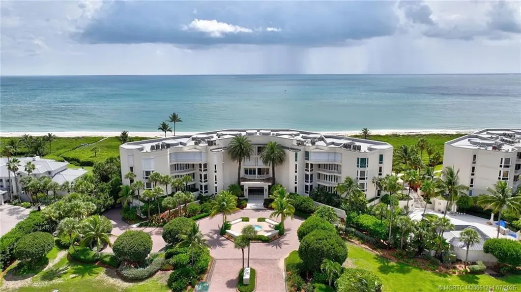 2920 SE Dune Drive Stuart FL 34996