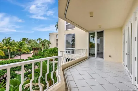 2920 SE Dune Drive Stuart FL 34996