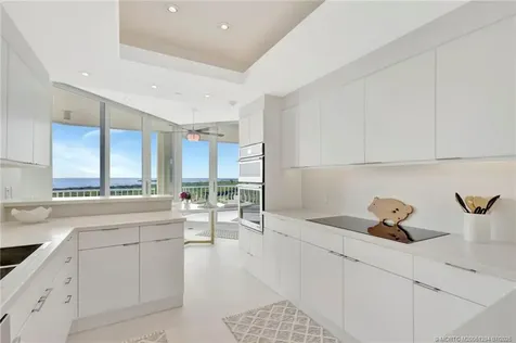 2920 SE Dune Drive Stuart FL 34996