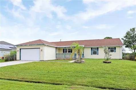 2873 SW Fluvia Street Port St Lucie FL 34953