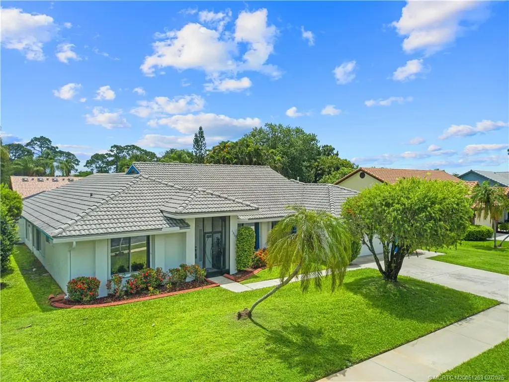 1323 SW Sandalwood Cove Port St Lucie FL 34986