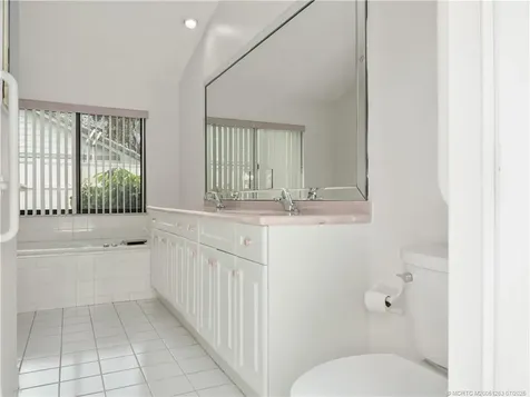 1323 SW Sandalwood Cove Port St Lucie FL 34986