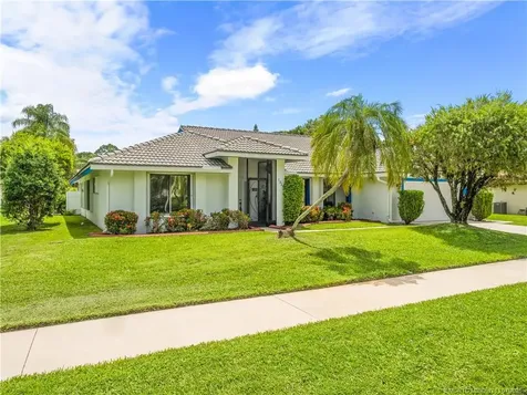 1323 SW Sandalwood Cove Port St Lucie FL 34986