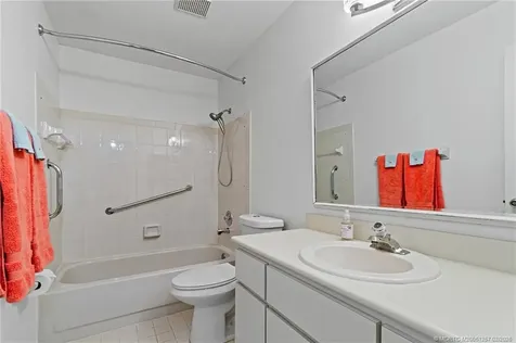 7711 SE Sugar Sand Circle Hobe Sound FL 33455