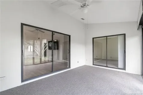 7711 SE Sugar Sand Circle Hobe Sound FL 33455