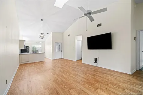 7711 SE Sugar Sand Circle Hobe Sound FL 33455