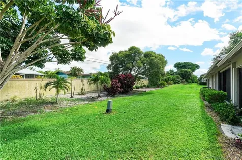 7711 SE Sugar Sand Circle Hobe Sound FL 33455