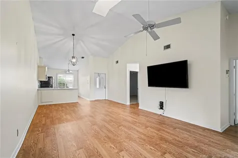 7711 SE Sugar Sand Circle Hobe Sound FL 33455