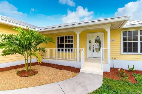 3869 NE Skyline Drive Jensen Beach FL 34957