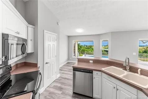 3869 NE Skyline Drive Jensen Beach FL 34957