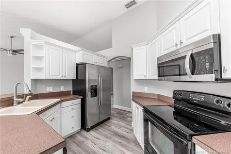 3869 NE Skyline Drive Jensen Beach FL 34957