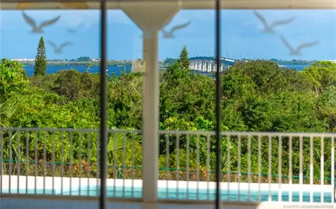 3869 NE Skyline Drive Jensen Beach FL 34957