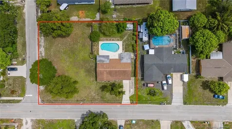 1503 Wyoming Avenue Fort Pierce FL 34982