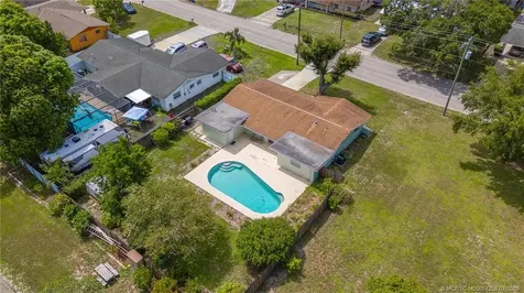 1503 Wyoming Avenue Fort Pierce FL 34982