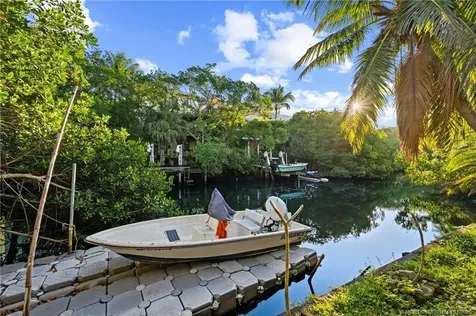 201 SW 6th Street Stuart FL 34994