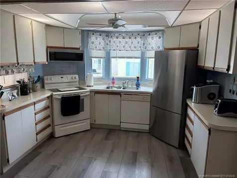 918 Nettles Boulevard Jensen Beach FL 34957