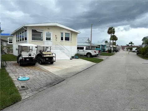 918 Nettles Boulevard Jensen Beach FL 34957