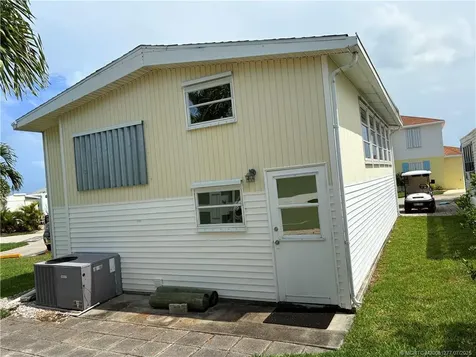 918 Nettles Boulevard Jensen Beach FL 34957