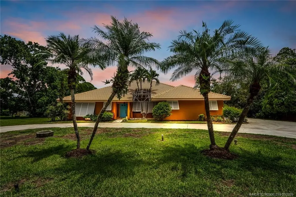 3521 SW Bimini Circle N Palm City FL 34990